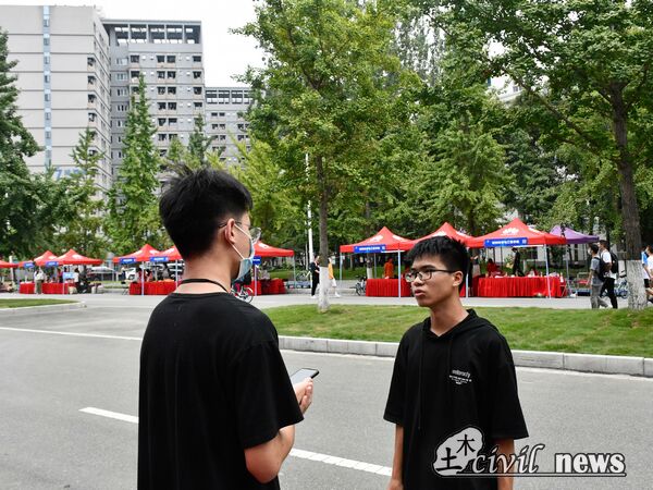 1630733515372026549.jpg 三.jpg